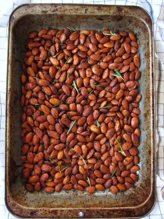 spiced almonds
