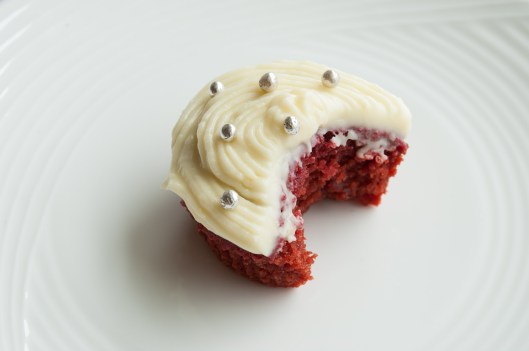 cupcake with bite - detail