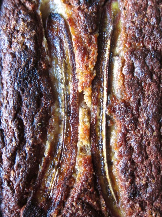 Miso banana bread // © julia chews the fat