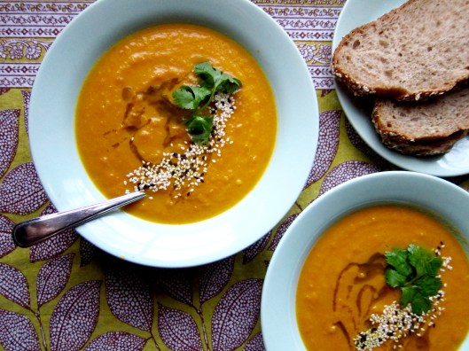 Carrot Miso Soup // © julia chews the fat